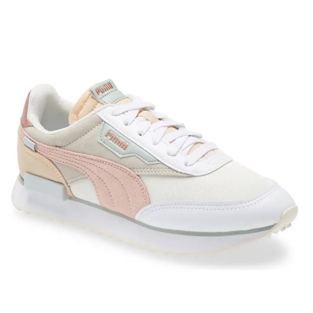 Future Rider Soft Metal Sneaker